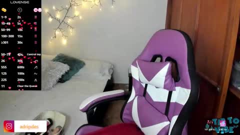 Adriana Paredes  online show from 11.29.25