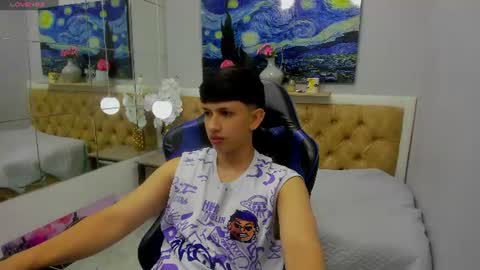 Snapshot of adrianfranko chatting on 07.29.26 Adrian Franco online show from 07.29.26