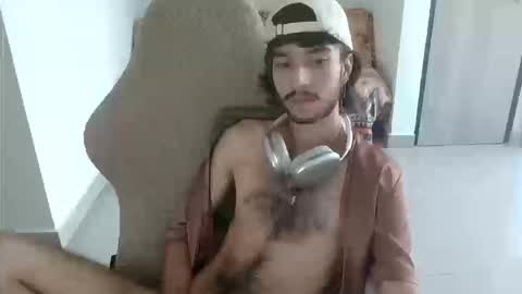 Snapshot of adrien_polo chatting on 02.19.26 adrien_polo online show from 02.19.26