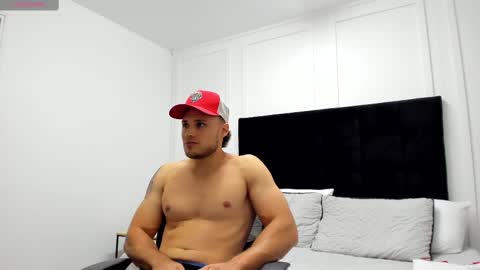 Snapshot of adrien_roche888 chatting on 01.23.25 Adrein Roche online show from 01.23.25