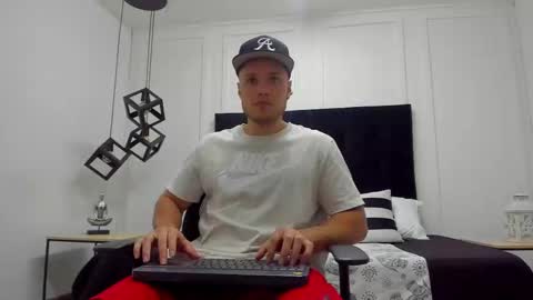 Snapshot of adrien_roche888 chatting on 02.17.25 Adrein Roche online show from 02.17.25