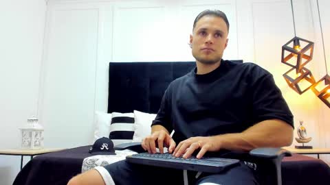 Snapshot of adrien_roche888 chatting on 02.22.25 Adrein Roche online show from 02.22.25