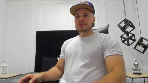 Snapshot of adrien_roche888 chatting on 09.10.25 Adrein Roche online show from 09.10.25