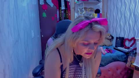 adriiana_fox_ online show from 02.03.26