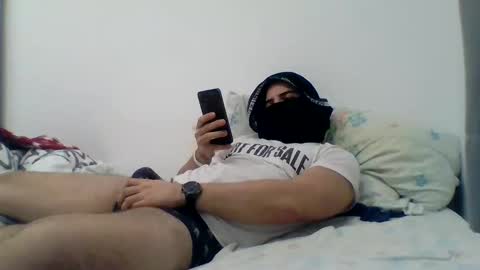 Snapshot of adrisex2002 chatting on 01.28.25 adrisex2002 online show from 01.28.25