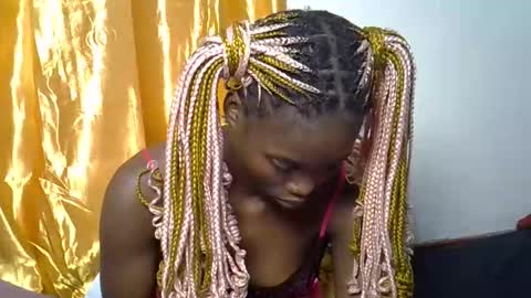 Snapshot of afri_kanaslim chatting on 10.11.25 afri kanaslim online show from 10.11.25