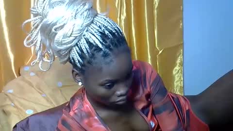 Snapshot of afri_kanaslim chatting on 11.11.25 afri kanaslim online show from 11.11.25