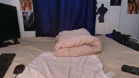 Africanpetitequeenn online show from 02.28.26