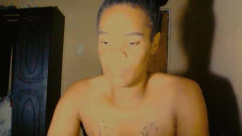 Snapshot of afrikanbonnienclyde chatting on 02.28.25 Nikky Love online show from 02.28.25