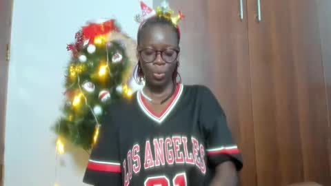 Leah online show from 12.22.24