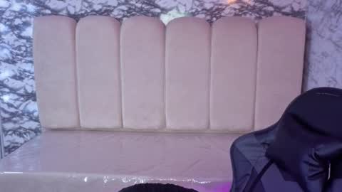 afrodita_wild_v online show from 12.18.25