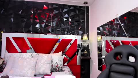 Snapshot of afroditagreenn chatting on 02.05.25 Afrodita online show from 02.05.25