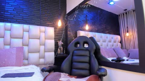 Snapshot of afroditagreenn chatting on 03.08.25 Afrodita online show from 03.08.25