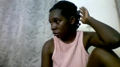 pink  and josphen online show from 02.10.25