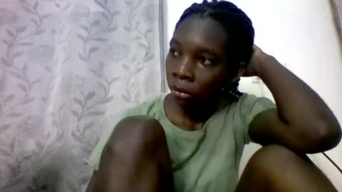 pink  and josphen online show from 02.12.25