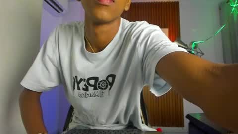 afrowayuu online show from 06.23.26