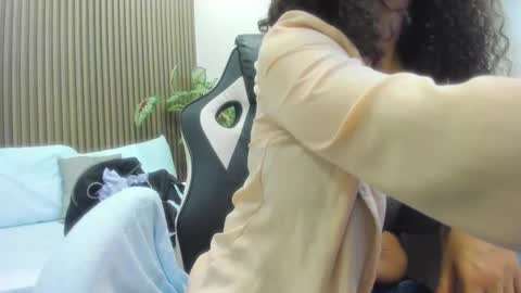 A G A T A  online show from 03.18.26