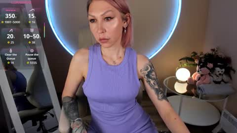 Snapshot of agata__poison chatting on 02.12.26 Agata online show from 02.12.26