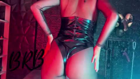 Snapshot of agata_darkness chatting on 02.17.25 Miss Agata online show from 02.17.25