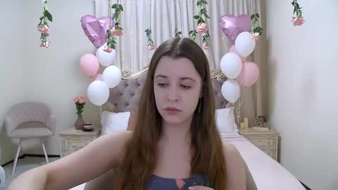 Agata Aisitt online show from 03.11.25