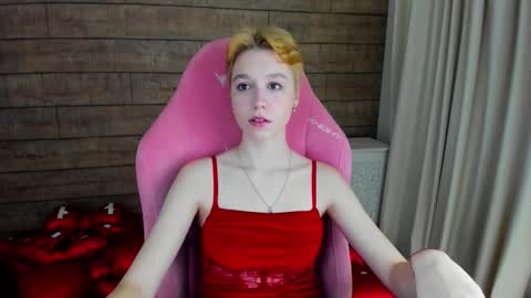 Snapshot of agatagate chatting on 02.16.26 AgataGate online show from 02.16.26