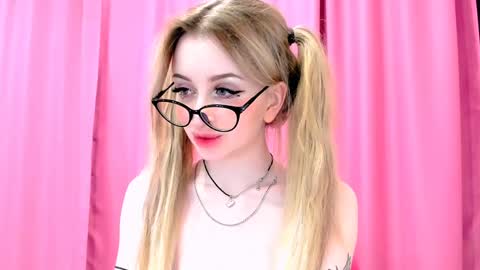 Arina online show from 01.26.25