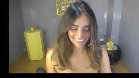 Snapshot of agatha_brooks_t chatting on 09.26.25 AGATHA online show from 09.26.25