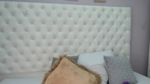 Snapshot of agatha_collinz chatting on 01.29.25 agatha_collinz online show from 01.29.25