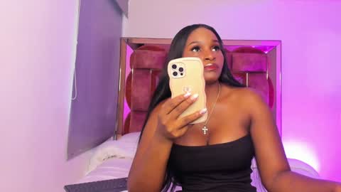 Snapshot of agatha_morrison1 chatting on 01.21.25 Agatha online show from 01.21.25