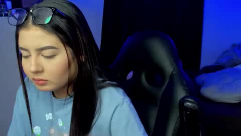 Cat online show from 10.22.25