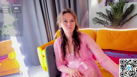 Snapshot of agatha_roose chatting on 05.16.26 Agatha Rose online show from 05.16.26