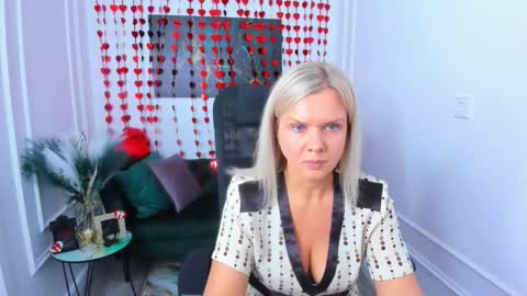 Snapshot of agathaklouin chatting on 02.07.26 Agatha online show from 02.07.26