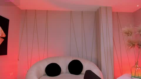 Agatha online show from 01.13.25