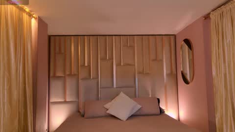 Agatha online show from 10.18.25