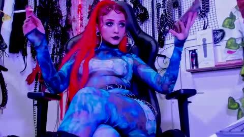 Snapshot of agathamoonn chatting on 03.10.25 Agatha Fox online show from 03.10.25