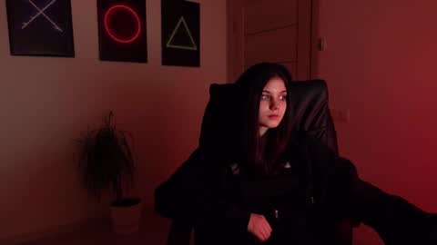 Agelina Lilly Laura online show from 01.27.25