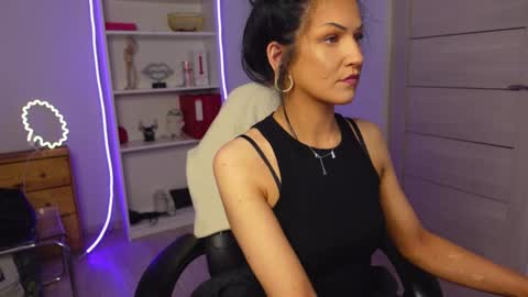 Agelina Lilly Laura online show from 02.21.26