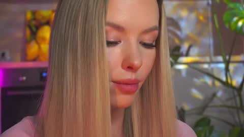 May online show from 10.04.25