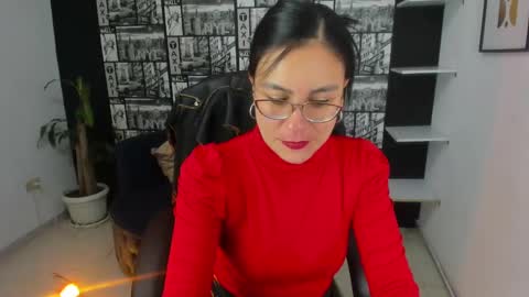 Aghata Moon online show from 01.30.25