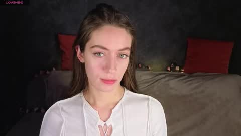 agnes wells online show from 12.19.25