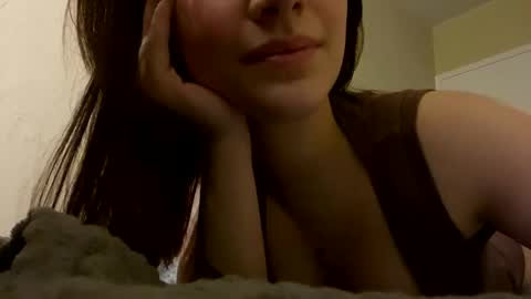 Agnes online show from 11.02.25