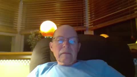 aguynrkfrd online show from 10.03.25