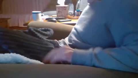 aguynrkfrd online show from 12.02.25