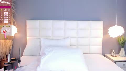 AHINOA online show from 03.04.26