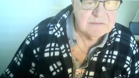 Snapshot of ahmole chatting on 12.16.24 Ole online show from 12.16.24