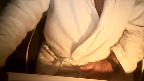 Snapshot of ahmole chatting on 12.26.24 Ole online show from 12.26.24