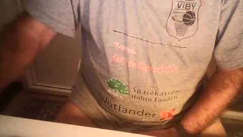 Snapshot of ahmole chatting on 10.11.25 Ole online show from 10.11.25