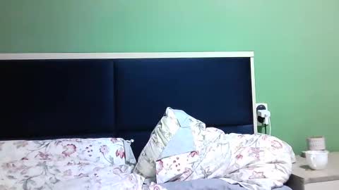 Selena online show from 12.20.24