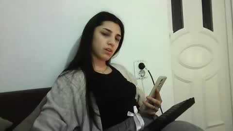 Selena online show from 01.23.25