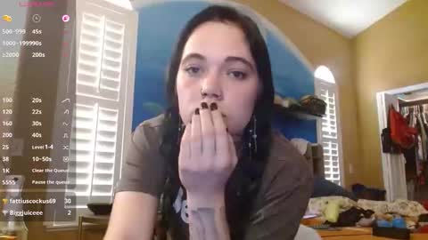 Kat online show from 04.17.26